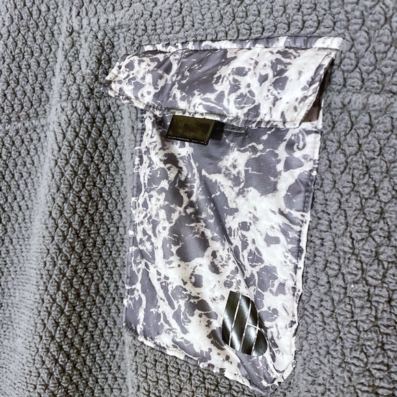 BURTON unisex waffle mock neck sweater, size small - Picture 5 of 9